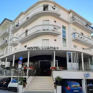  Hotel Luana