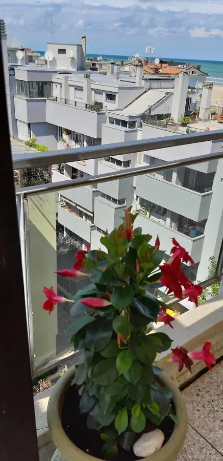 Rimini Appartamento Attico 50 Metri Dal Mare