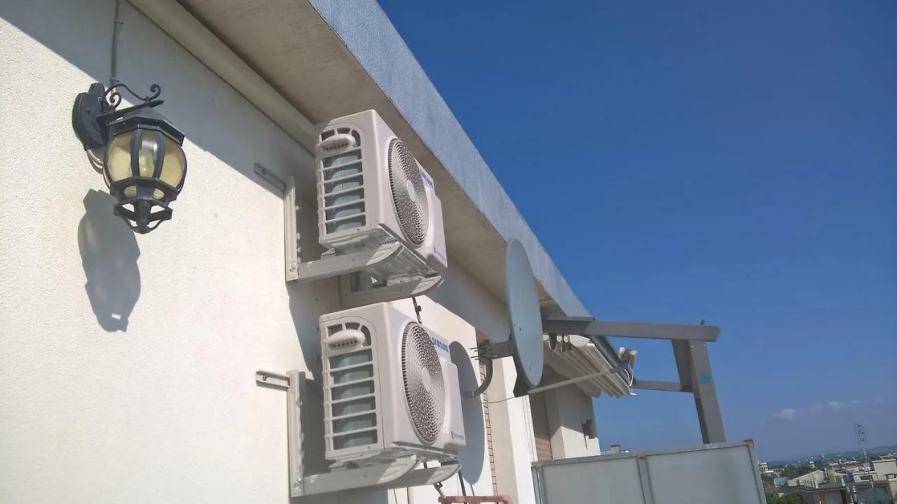 Holiday home Rimini Appartamento Attico 50 Metri Dal Mare Italy