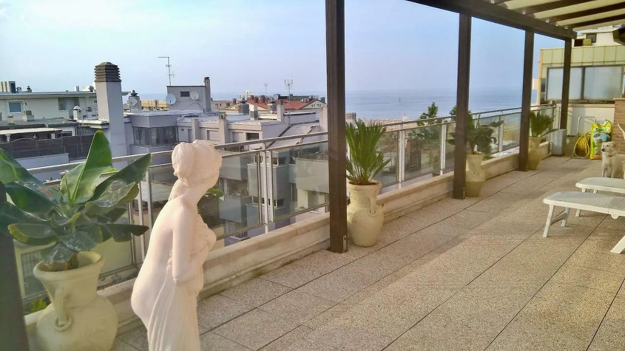 Rimini Appartamento Attico 50 Metri Dal Mare
